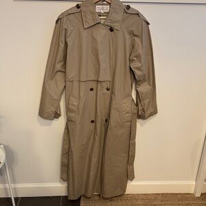 Talbots Women’s Vintage Classic Tan Trench Coat Khaki Double Breasted Size 6 / M